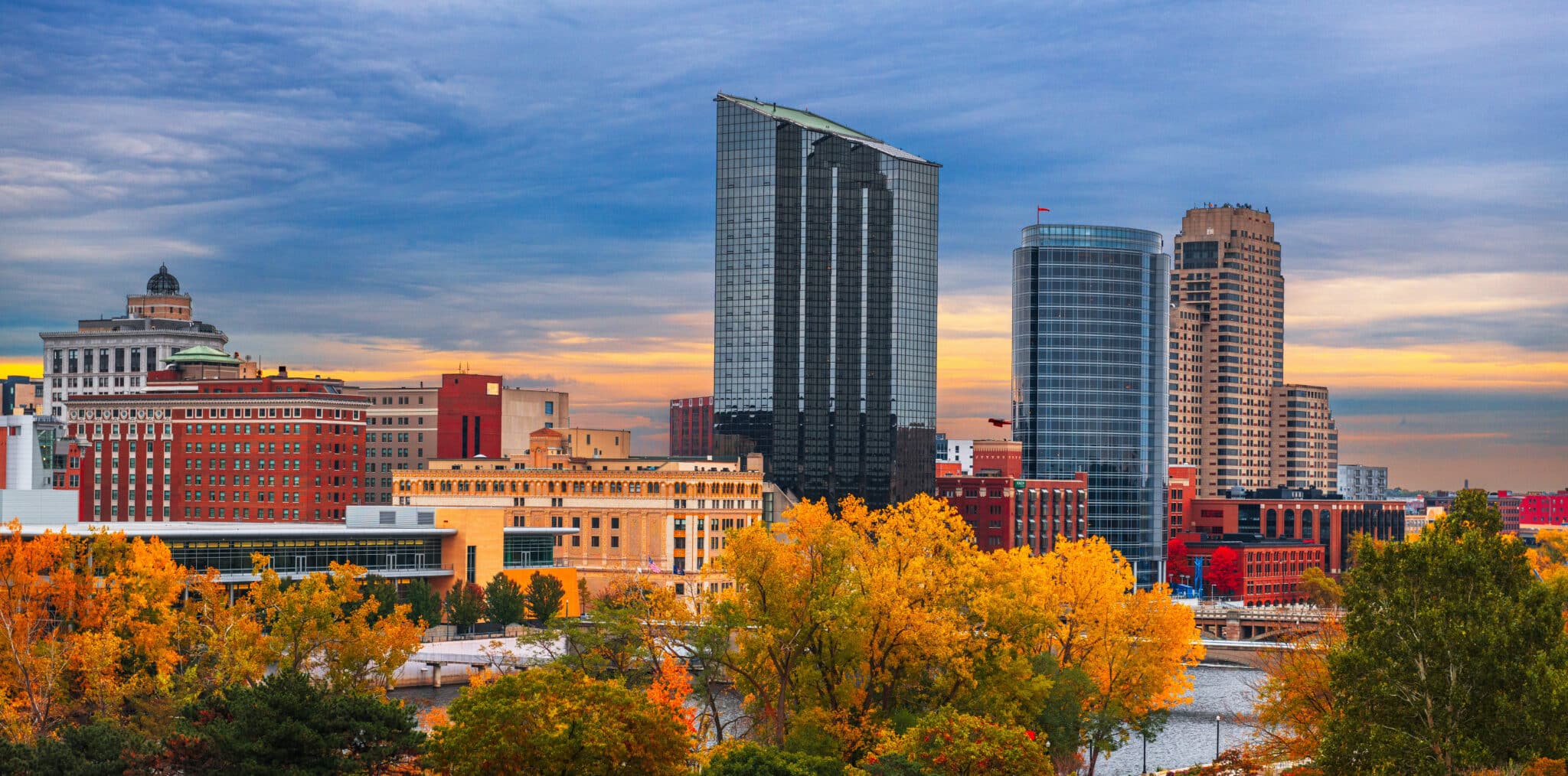 Downtown Grand Rapids, Michigan skyline in autumn